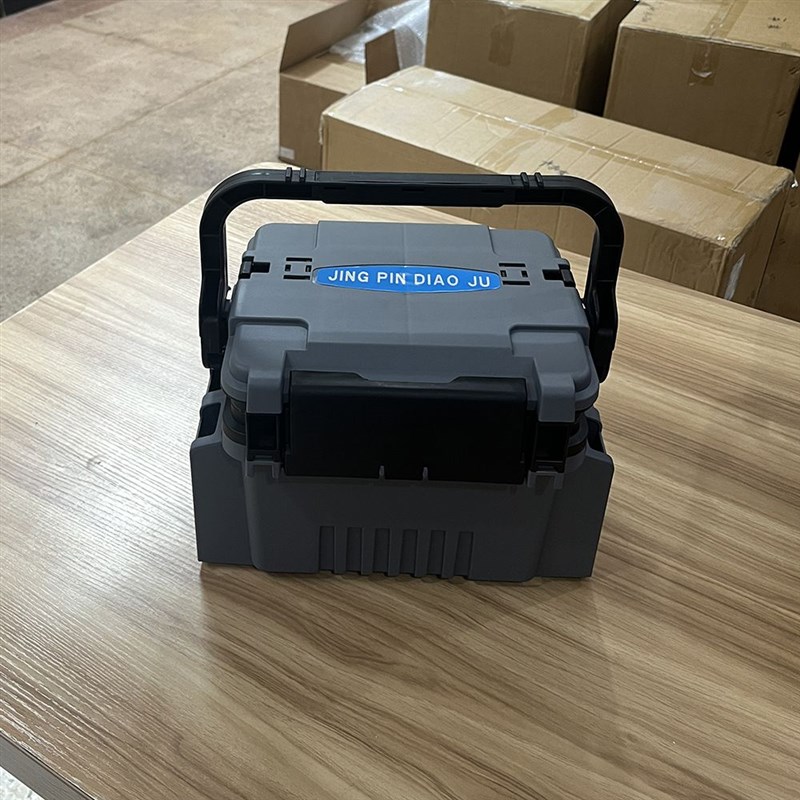 (grey box)